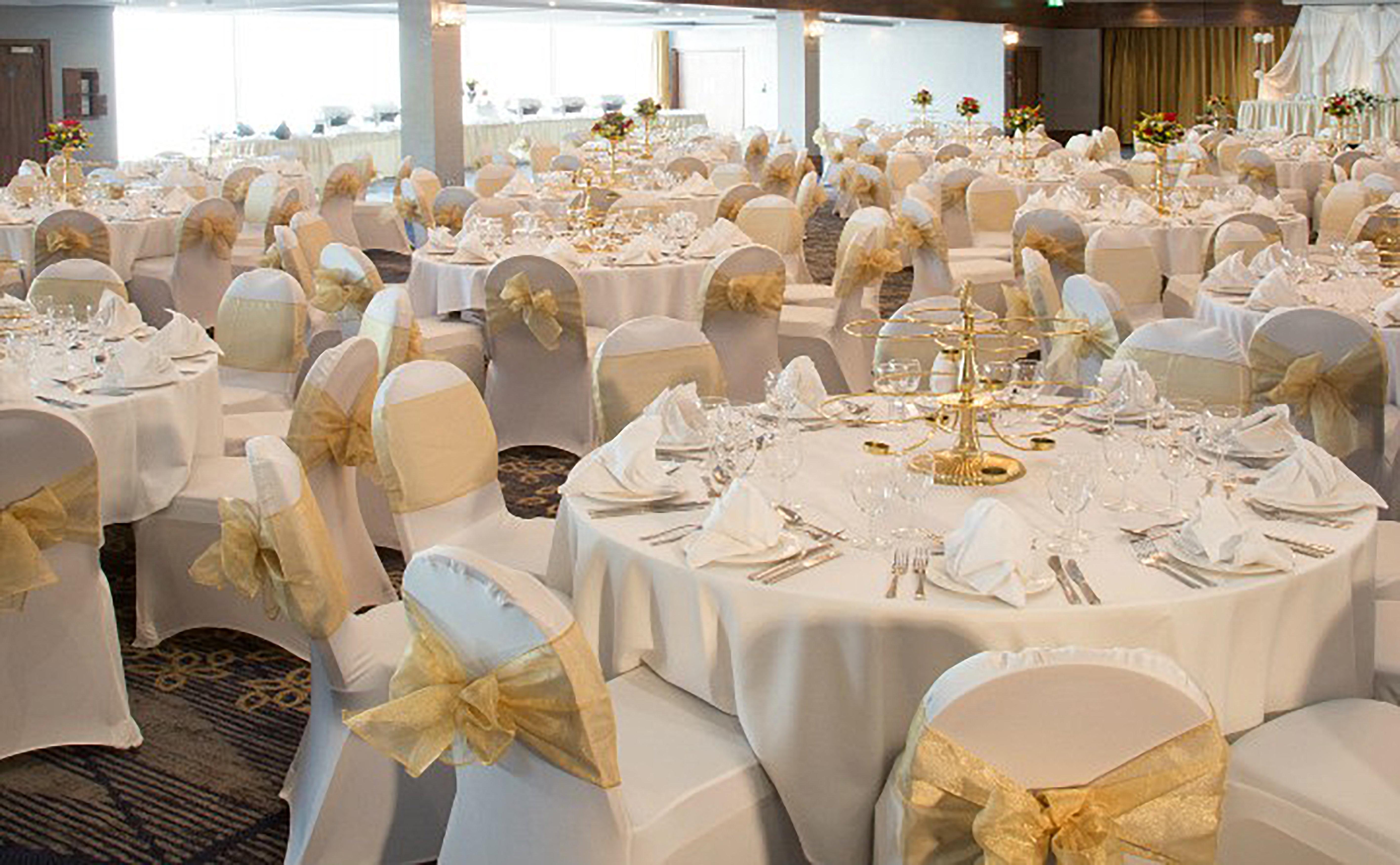 Holiday Inn London - Wembley, An Ihg Hotel Extérieur photo